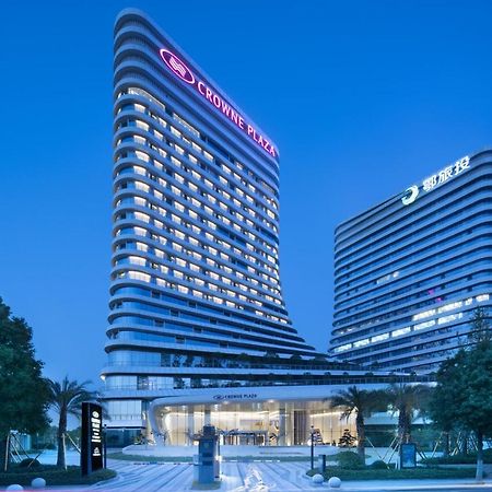 Crowne Plaza Wuhan Optics Valley, An Ihg Hotel Dış mekan fotoğraf