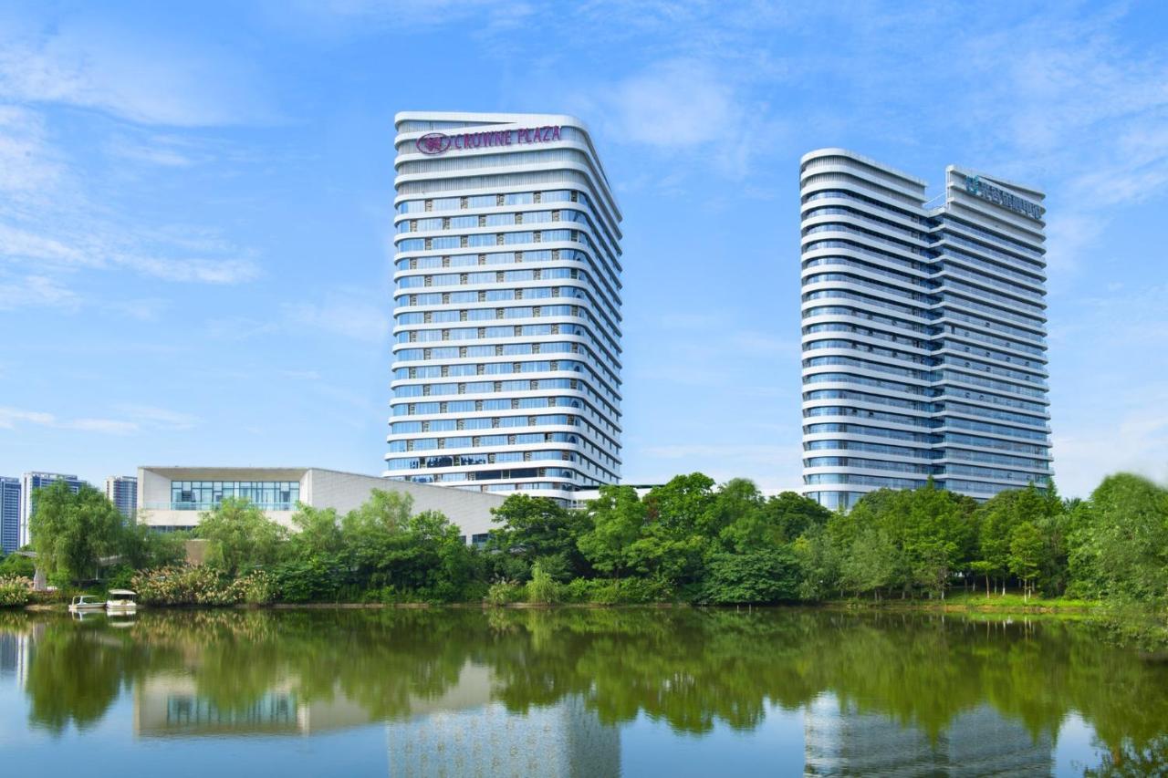 Crowne Plaza Wuhan Optics Valley, An Ihg Hotel Dış mekan fotoğraf