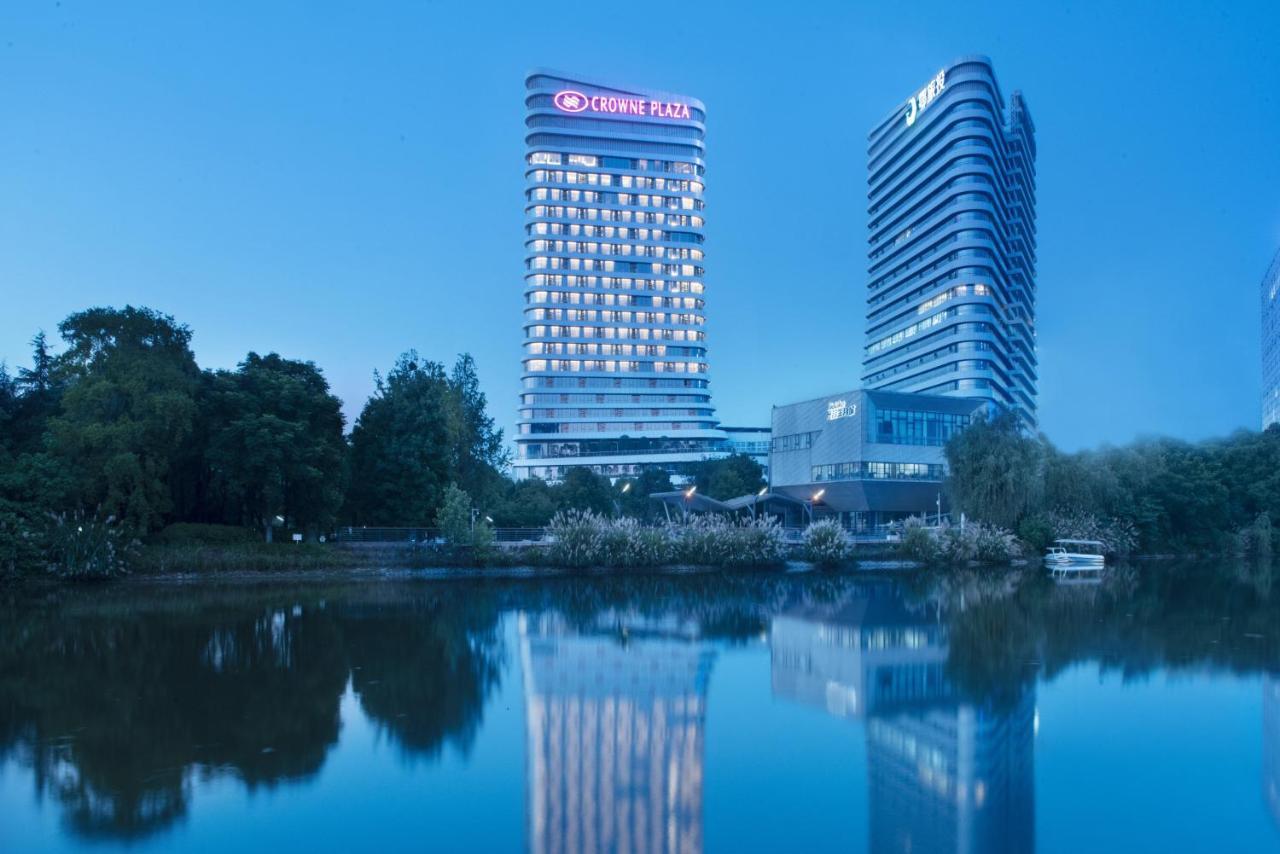 Crowne Plaza Wuhan Optics Valley, An Ihg Hotel Dış mekan fotoğraf